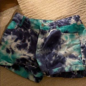 Tie die shorts